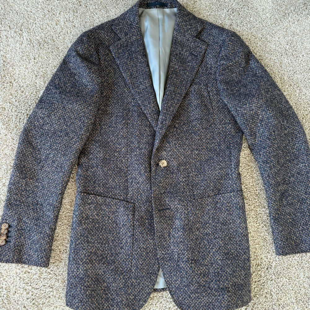 Suitsupply Gray and Brown Sport Coat with Classic Tailored Cut